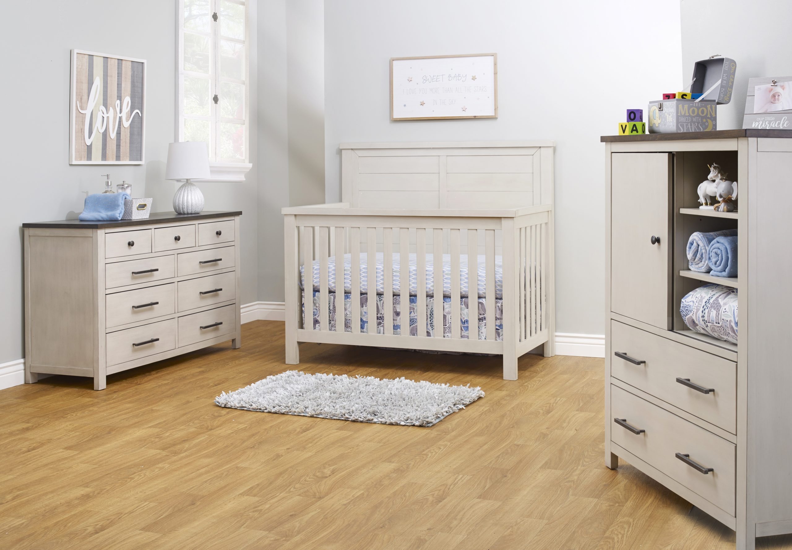 Farmhouse 600 Crib Sorelle Furniture